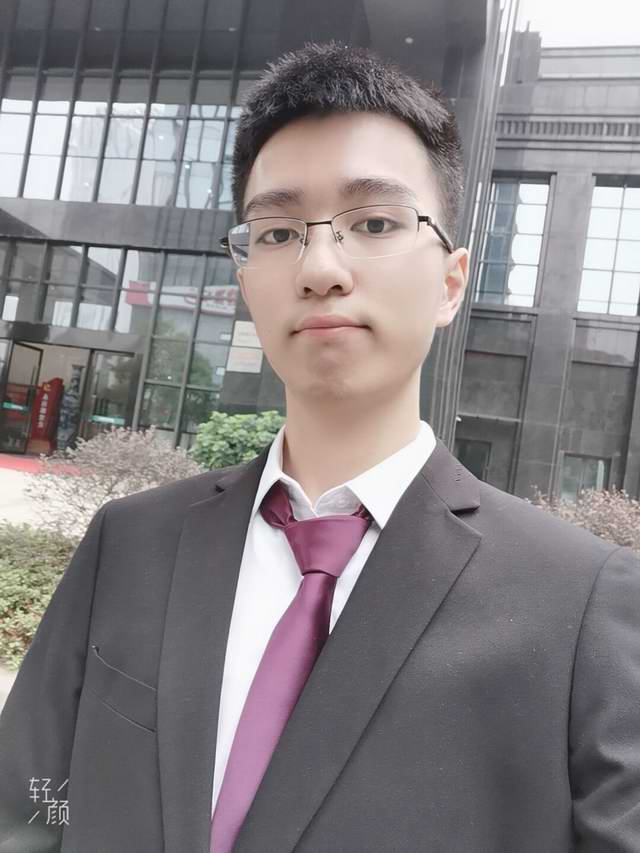 罗昕煜